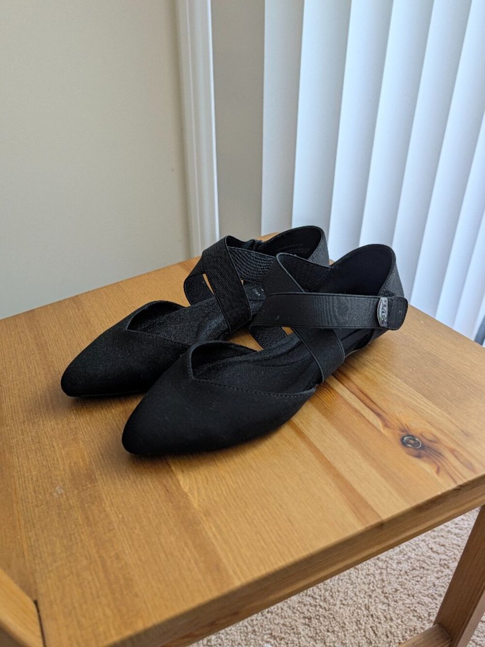 Anne Klein Oswaldo Pointed Toe Flat